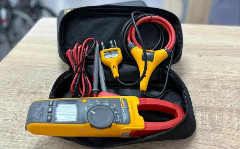 Мультиметр Fluke 376
