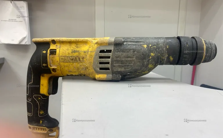 Перфоратор dewalt D25144K