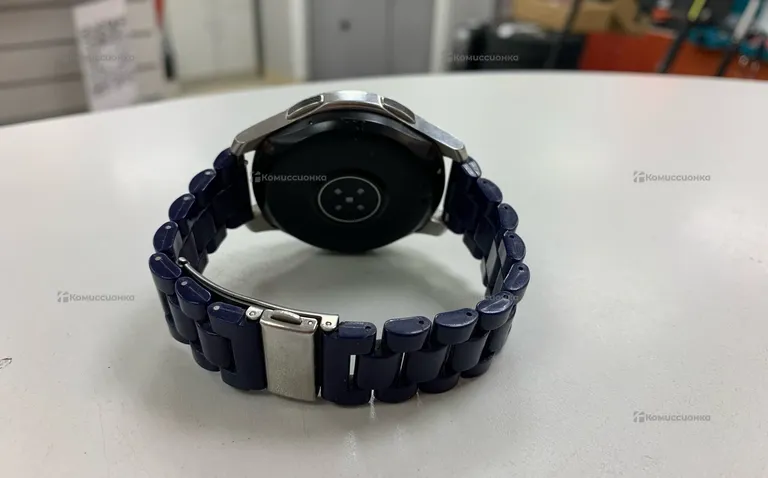 Часы  Samsung Galaxy Watch R800N