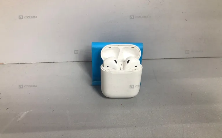 AirPods