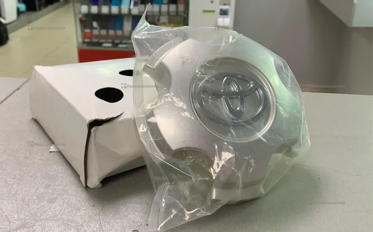 Клопона на toyota 4шт