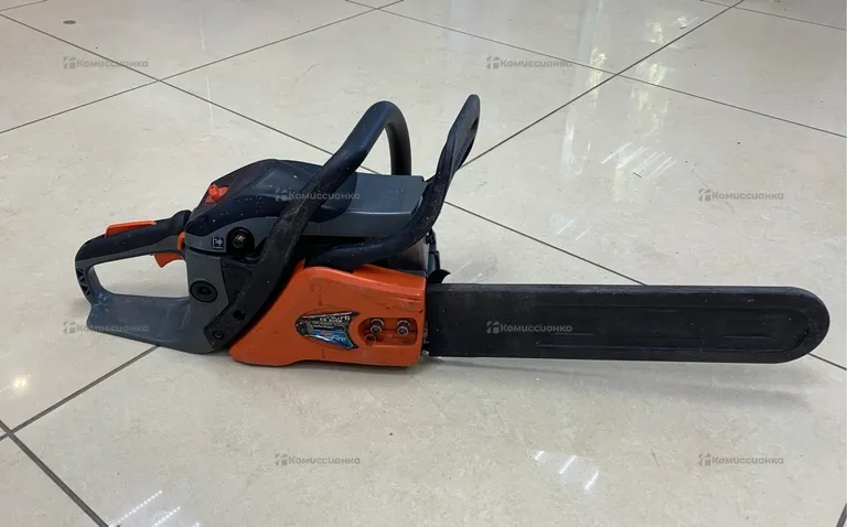 Hitachi CS 33EB бензопила