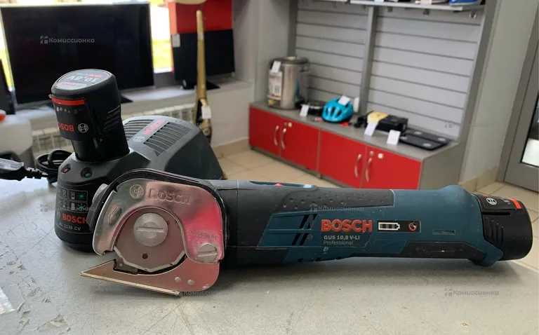 Аккумуляторные ножницы Bosch GUS 10,8 V-LI