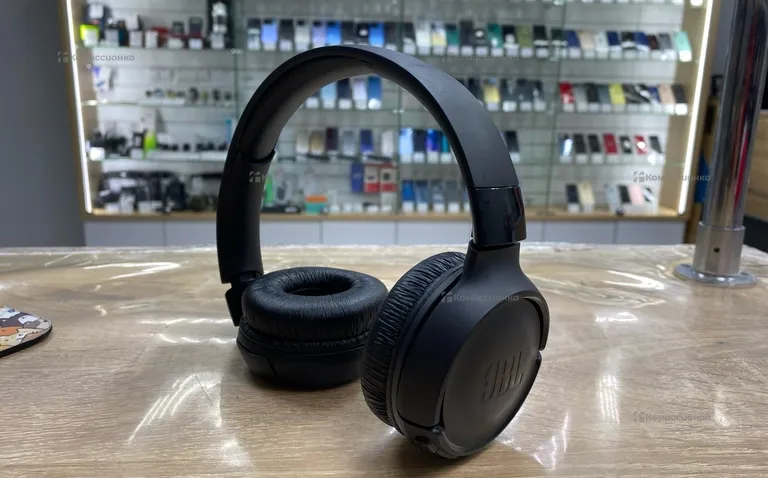 Наушники JBL 520BT