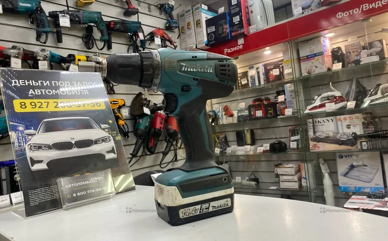 шуруповёрт Makita DF347D