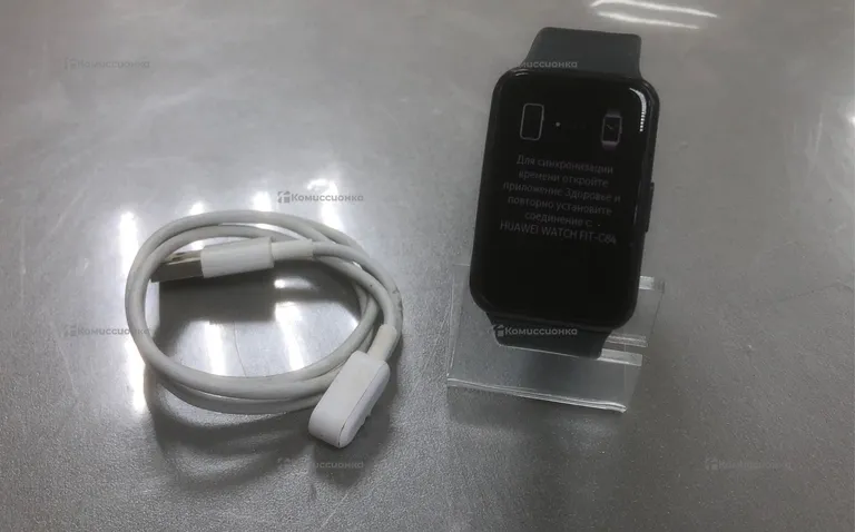 Часы  Huawei Watch
