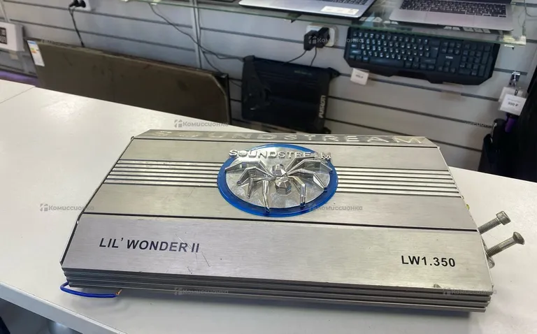 Усилитель  SoundStream LW 1.350