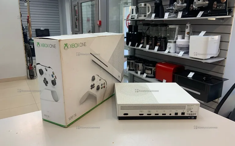 Приставка Xbox Игровая приставка XBOX ONE 500GB