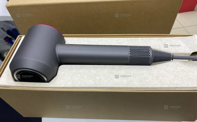 Фен Dyson Supersonic