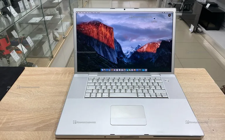 Ноутбук MacBook Pro 2008 15