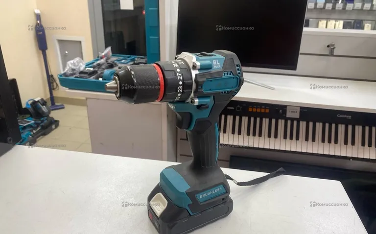 Шуруповерт Makita патрон металл 24v реп.