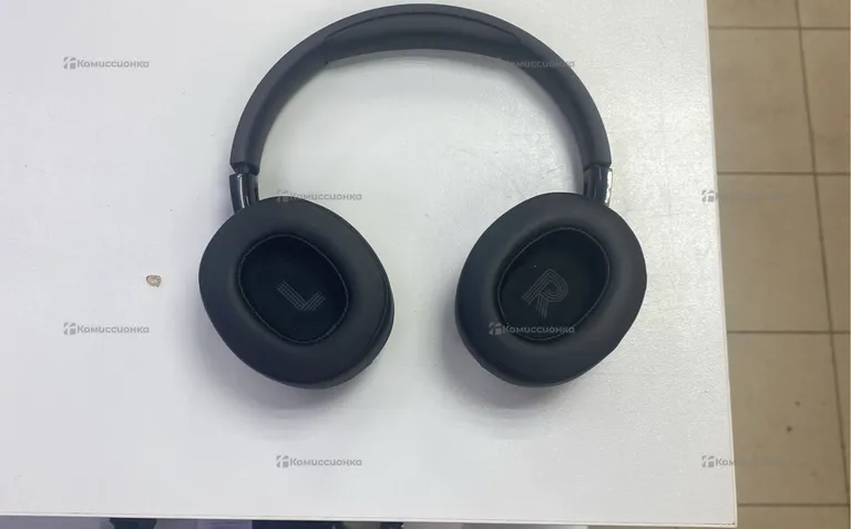 Наушники  JBL Tune 720