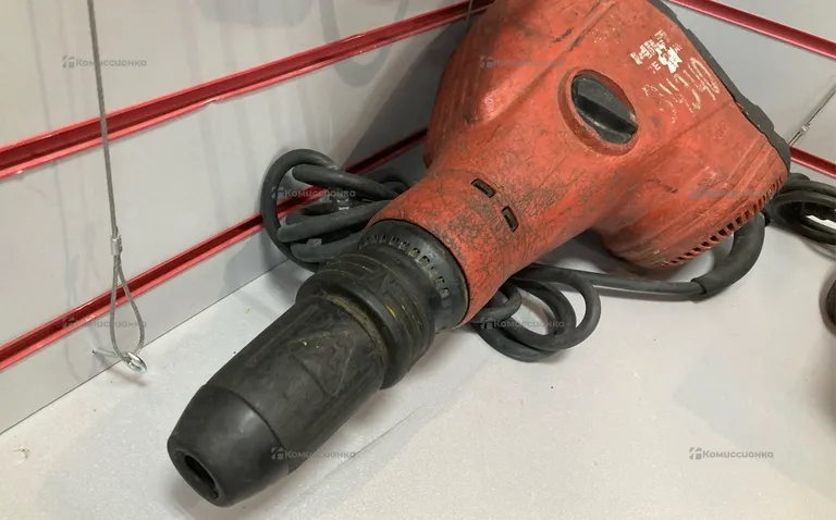 Отбойный молоток HILTI TE 700-AVR 230V