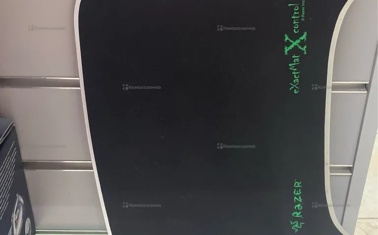 Металический коврик Razer