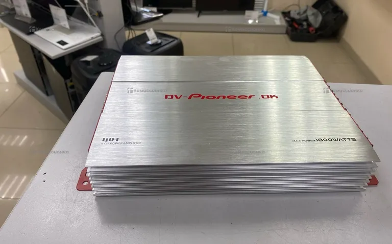 Усилитель  Pioneer 401