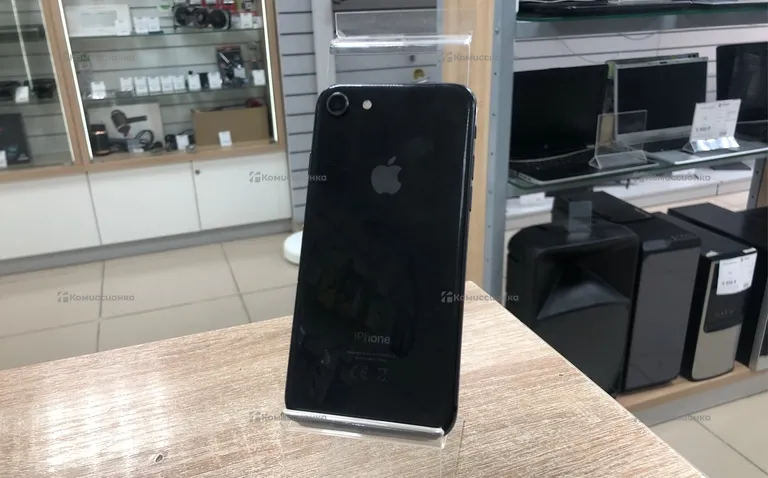 Apple iPhone 8 256 ГБ