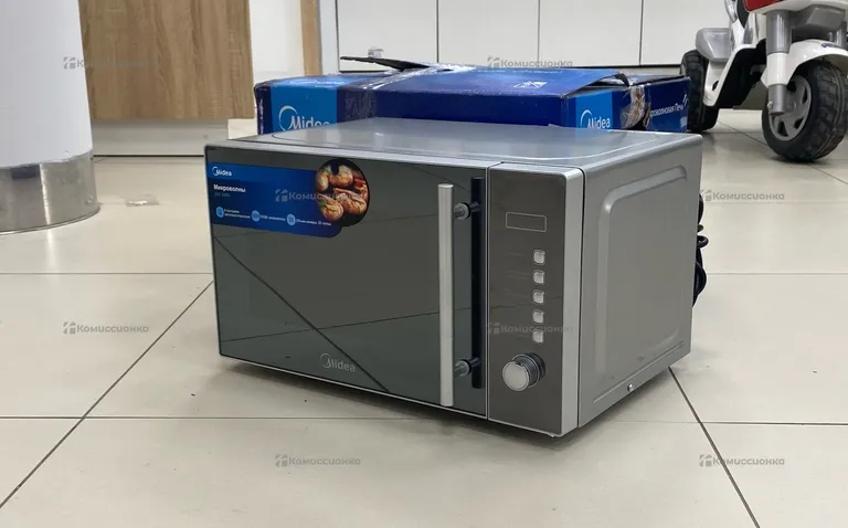 Микроволновая печь  MIDEA am820cmf