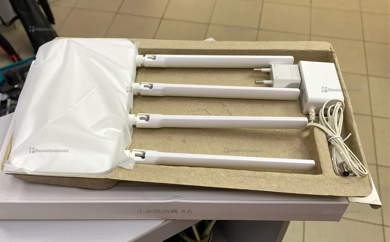 Роутер Xiaomi Wi-Fi Router 4