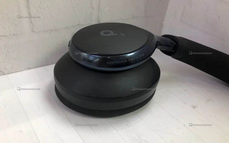 Наушники  Soundcore Space one