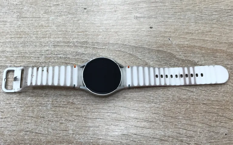 Часы  Samsung watch 7 40mm
