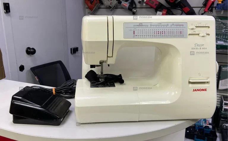 Швейная машинка Janome Decor Excel II 5024