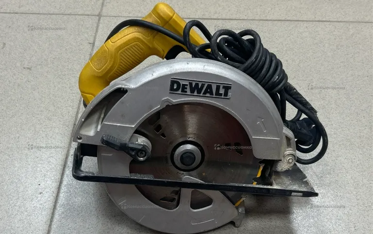 Дисковая пила dewalt DWE560