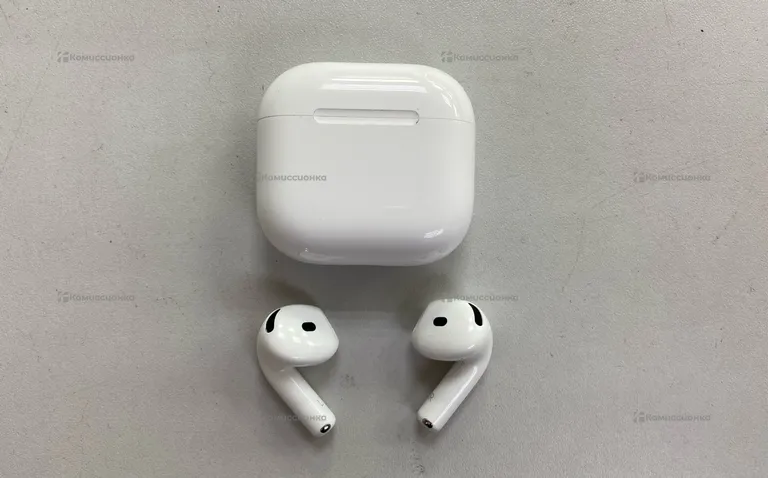 Наушники  Apple AirPods 4