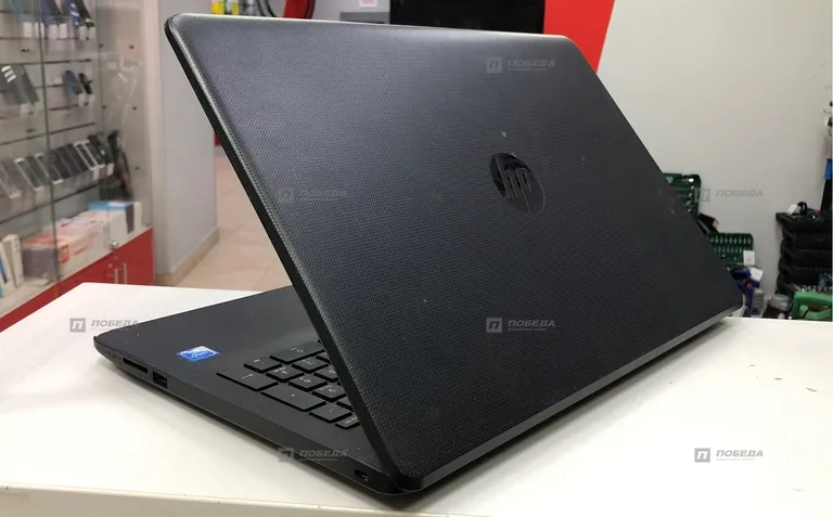 Ноутбук HP 15 Celeron N3060/4RAM/HD Graphics/HDD51