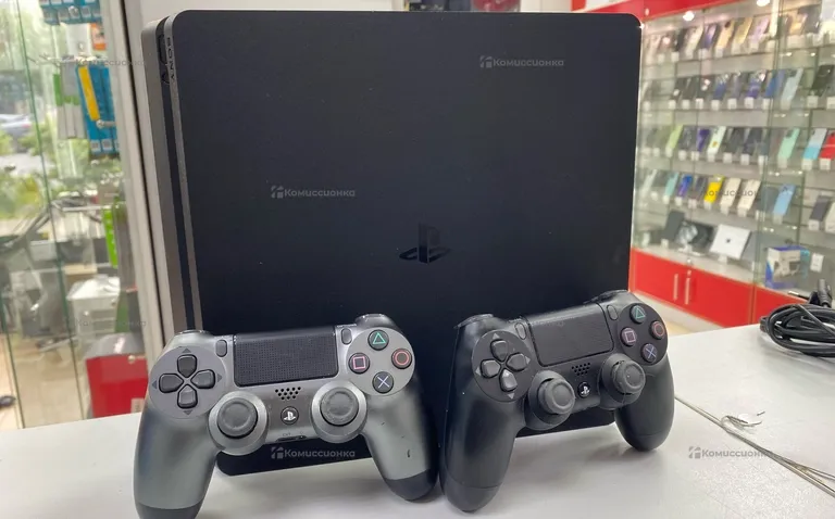 Приставка Sony PS4 slim 500gb