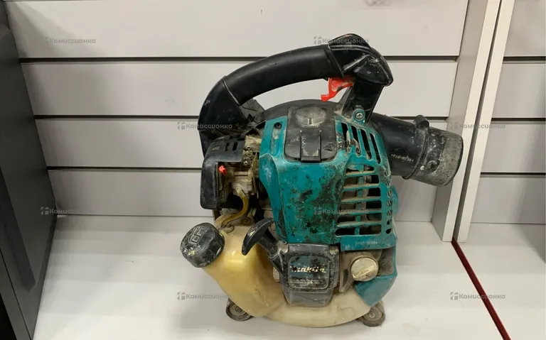 Бензиновая воздуходувка Makita BHX2501