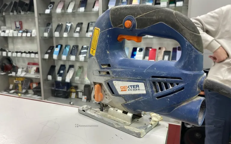 Лобзик Dexter Power IC710JS