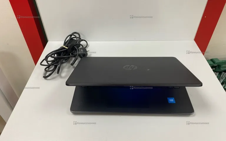 Ноутбук  HP