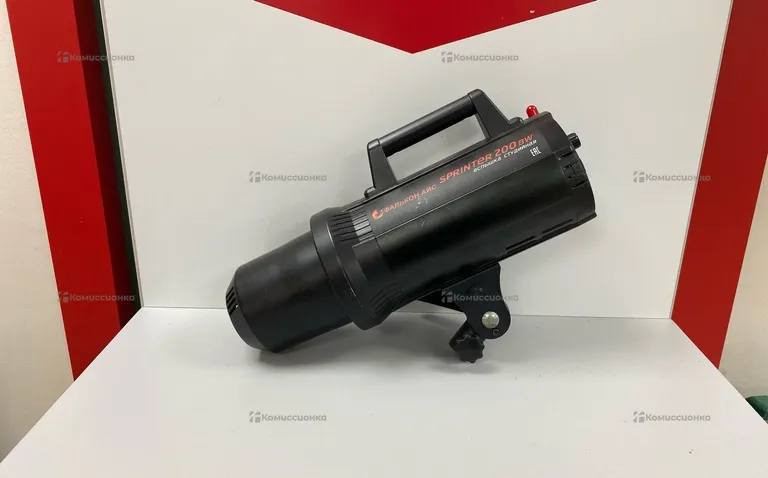 Вспышка Студийная SPRINTER 200w