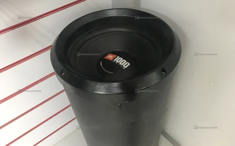 Сабвуфер JBL 1000WATTS