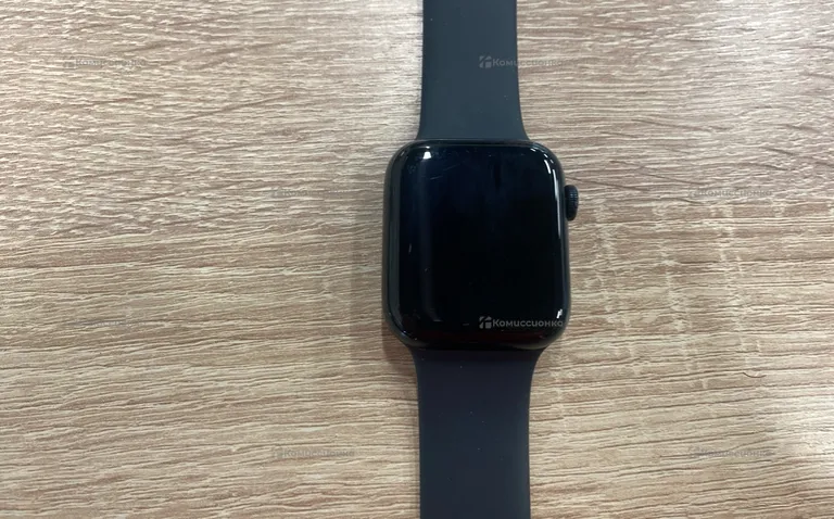 Часы  Apple Watch SE 2 44mm