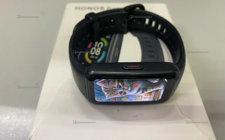 Часы Honor band 6