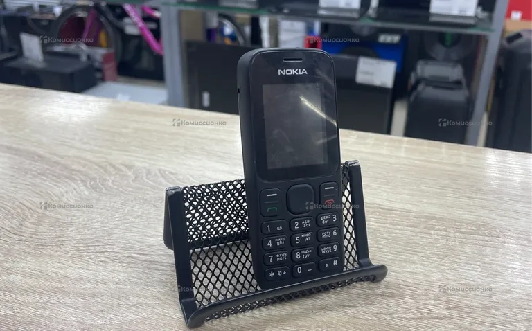 Nokia 100