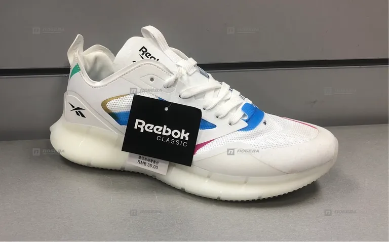 Кроссовки Reebok 44p