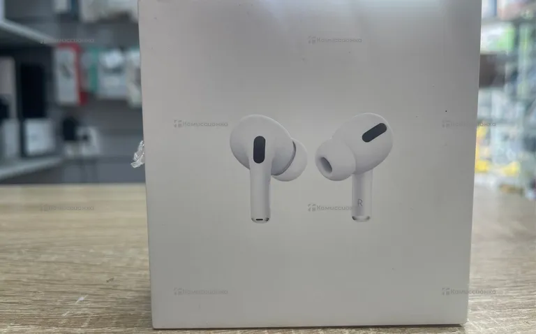 Наушники  Apple AirPods Pro