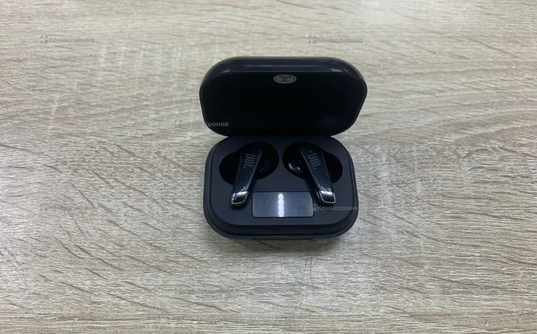 Наушники  JBL
