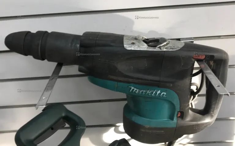 Перфоратор makita HR5201C