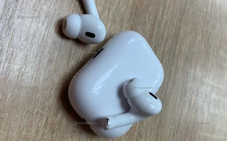Наушники AirPods Pro