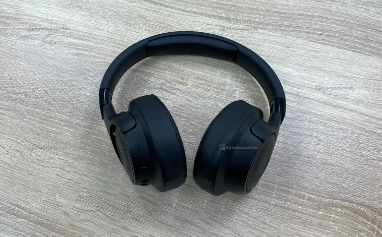 Наушники  Jbl 710