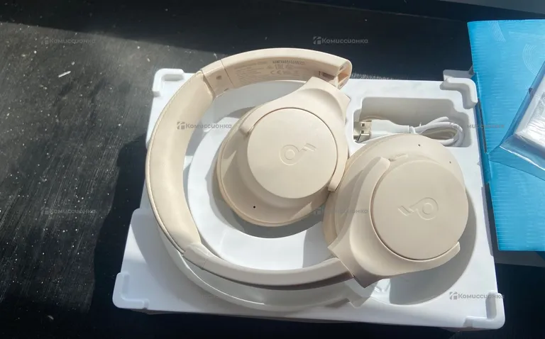 Наушники Soundcore q20i запечатанный