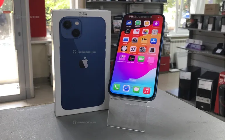 Apple iPhone 13 128 ГБ.