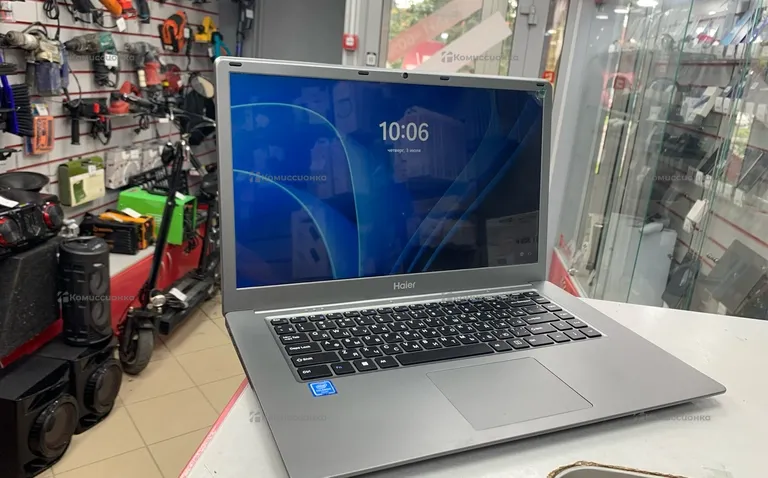 Ноутбук  Haier U1530EM