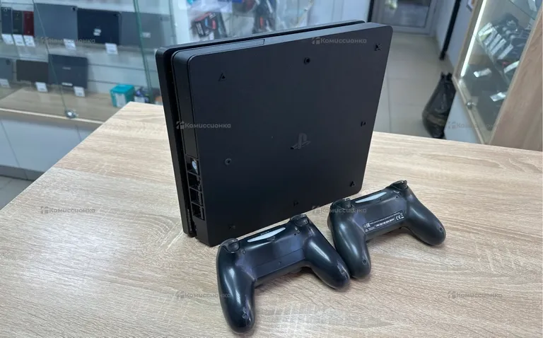 Игровая приставка PS4 Slim 500Gb