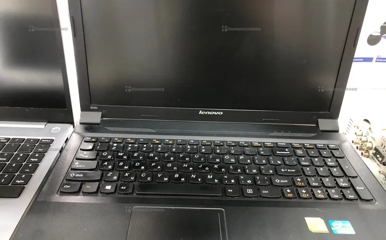 Ноутбук  Lenovo
