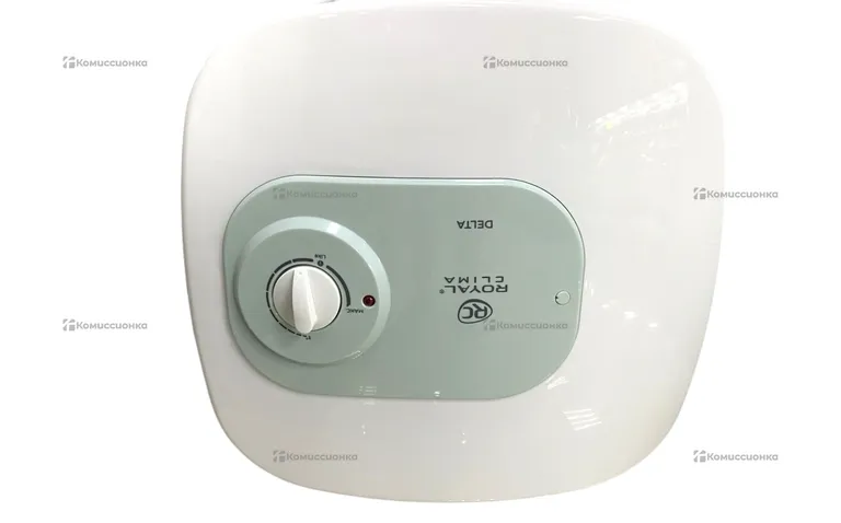 Водонагреватель RoyalClima RWH-D15-FE
