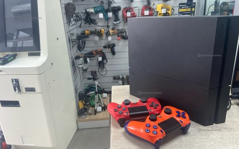 Приставка PlayStation ps4